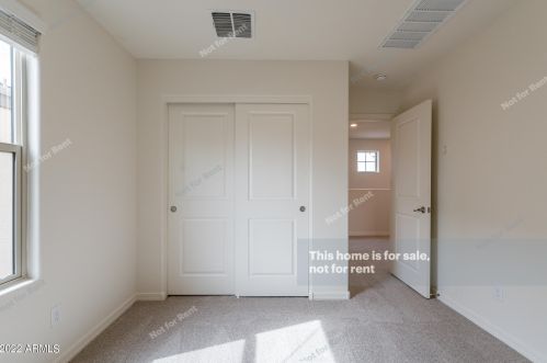 3906 79th Dr, Phoenix AZ  85043 exterior