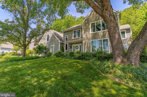 18 Orchard Vw, Chadds Ford, PA 19317-9236