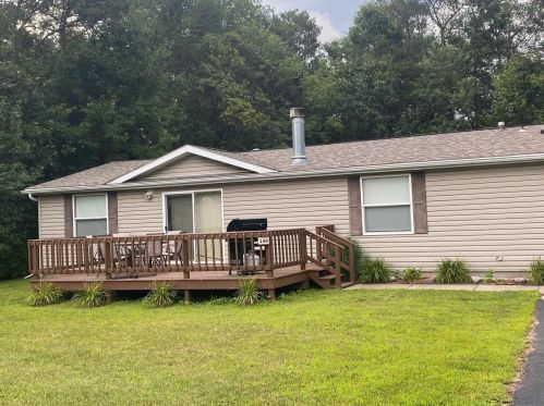 140 Northwoods Cir, Wisconsin Dells, WI 53965-8361