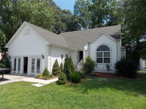 1508 Olde Mill Creek Dr, Suffolk, VA 23434-2319