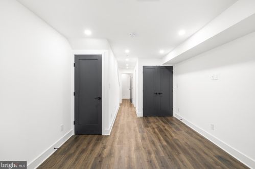 734 Dudley St, Philadelphia PA 19148-2340 exterior