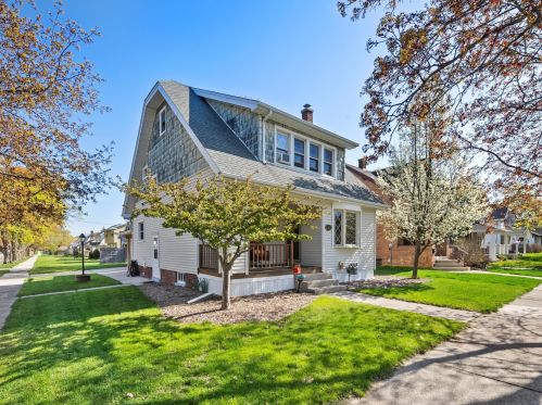 1622 Wisconsin Ave, Manitowoc, WI 54220-3125