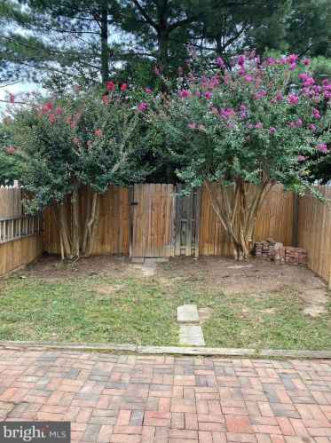 5241 Daffodil Dr, Fredericksburg VA  22407-1457 exterior