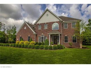 4466 Doral Dr, Avon, OH 44011-3744