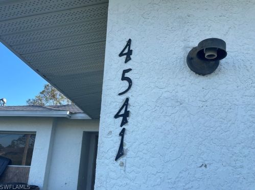 4541 21st St, Lehigh Acres, FL 33973-3222