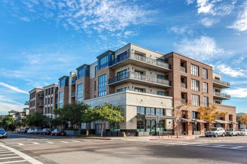 845 Fort Stockton Dr, San Diego CA 92103-1880 exterior