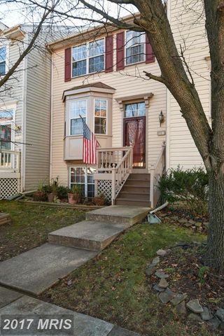 116 Oliver Ct, Purcellville, VA 20132-5801