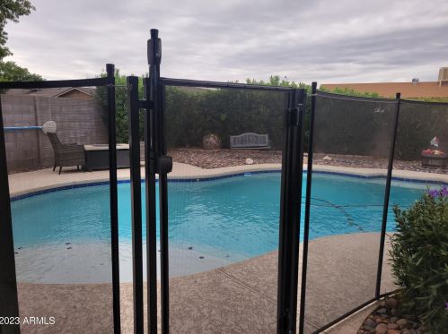 4447 Ironwood Dr, Glendale, AZ 85302-2706