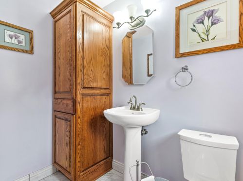 3406 95, Milwaukee WI 53222-3555 exterior