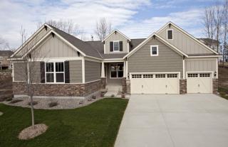 11211 Whitewater Dr, Saint Paul, MN 55129-5309