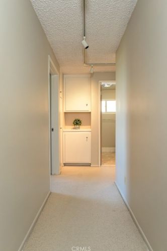 2755 Valle Vista Dr, Glendale CA  91206-4720 exterior