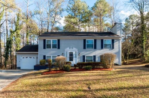 4838 Oak Path, Stone Mountain, GA 30088-3018