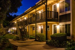 30 Gladys Ct, Mountain View CA  94043-3769 exterior