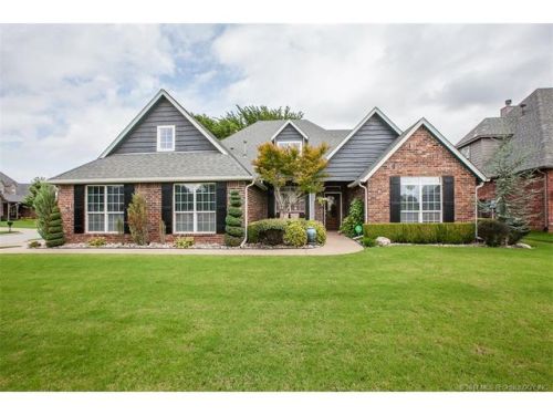 11917 89th East Ave, Bixby, OK 74008-1823