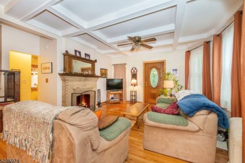 29 Glenwood Ave, Bloomfield NJ  07003-2202 exterior