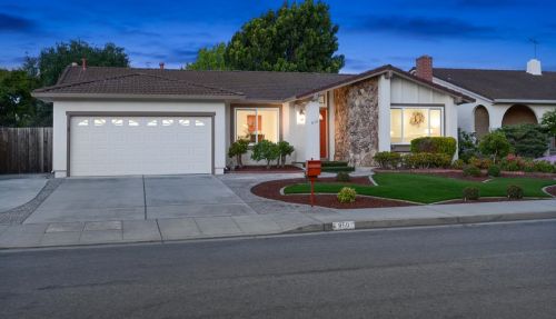 850 Roble Dr, Sunnyvale, CA 94086-8742
