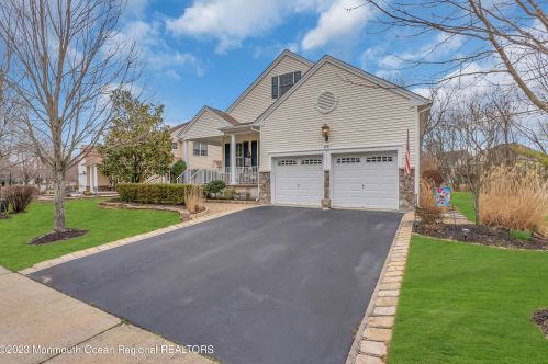 200 Rolling Meadows Blvd, Tinton Falls, NJ 07712-8556