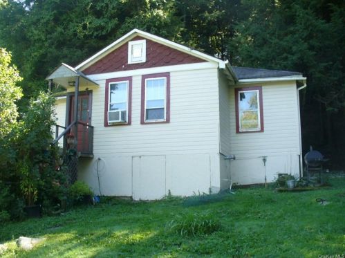 722 Old Route 17, Monticello NY  12701-7019 exterior