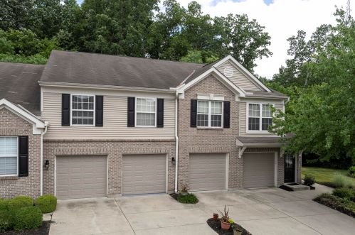 579 Rivers Breeze Dr, Covington, KY 41016-1705