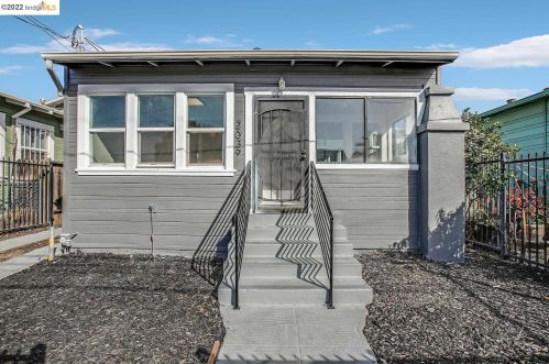 2039 96 Ave, Oakland CA 94603-1936 exterior