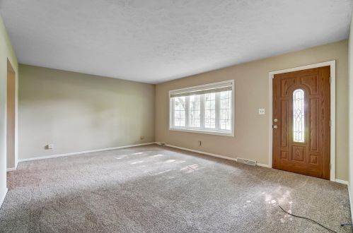 3143 Bechtel Dr, Franklin OH  45005-4803 exterior