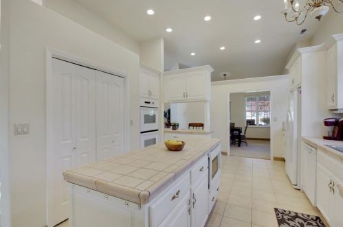 125 Scotia Pne Cir, Grass Valley CA  95945-5418 exterior