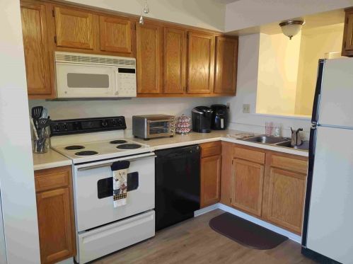 225 Fieldbrook Dr, Canonsburg PA  15317-9764 exterior