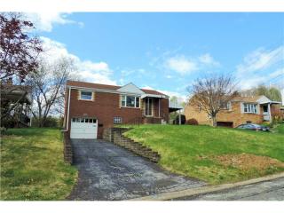 448 Rosewood Dr, Pittsburgh PA  15234-2546 exterior