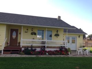 18304 Pioneer Rd, Prosser, WA 99350-7766