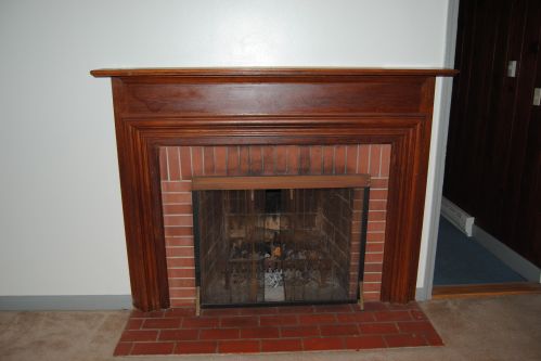 8339 Lk Dr, Milwaukee WI 53217-2816 exterior