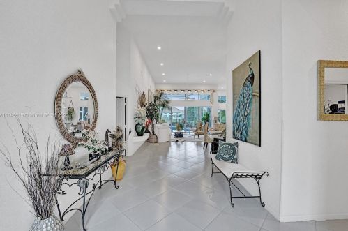 11646 Privado Way, Boynton Beach FL  33437-1924 exterior