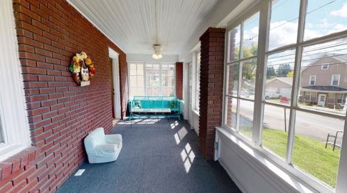 163 Plank Rd, Somerset, PA 15501-2323