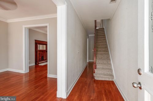 129 Thomas St, Washington DC  20001-1659 exterior