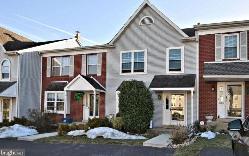 1106 Cathedral Ln, Norristown, PA 19403-5151
