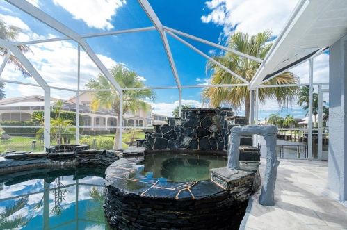 3605 Aruba Ct, Punta Gorda FL 33950-8121 exterior