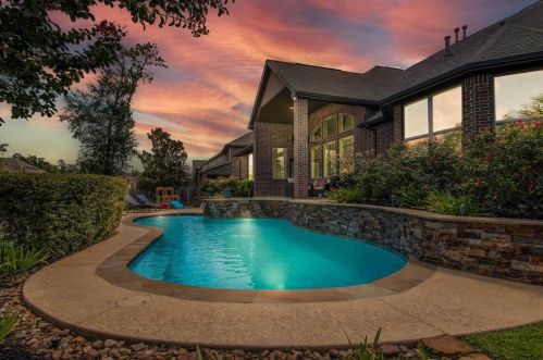 2310 Ellis Park Ln, Conroe, TX 77304-2938