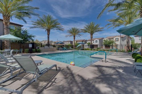 4716 Tremaine Ave, Gilbert AZ  85234 exterior