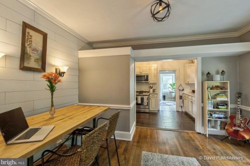 528 Liberty St, Charles Town WV  25414-1830 exterior