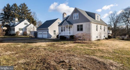 909 Sycamore Dr, Lansdale PA 19446-1722 exterior