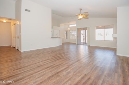 1427 Western Skies Dr, Gilbert AZ  85296-4338 exterior