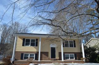 1704 Village Pl, Winston Salem NC  27127-5820 exterior