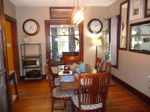 420 Hamilton St, Gary, IN 46403-2359