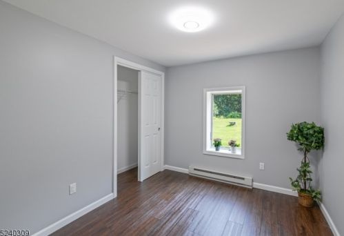 340 Lake View Dr, Fredon NJ  07860 exterior