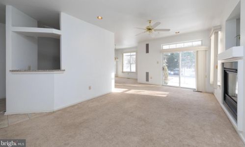 807 Dresher Woods Dr, Dresher PA  19025-1528 exterior