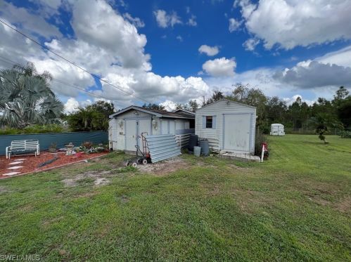 912 James Ave, Lehigh Acres FL 33936-3345 exterior