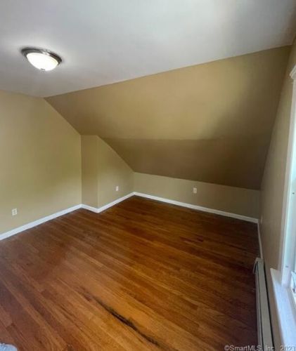 260 Pine St, Waterbury CT  06710-1713 exterior