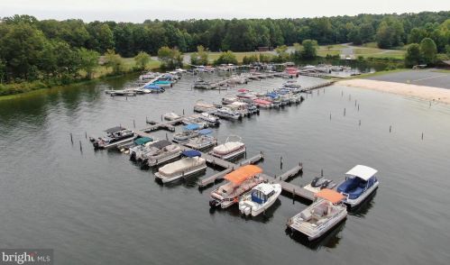 173 Windwood Coves Blvd, Mineral VA  23117-4852 exterior