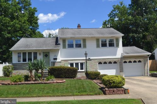 1019 Kendall Rd, Wilmington, DE 19805-1150