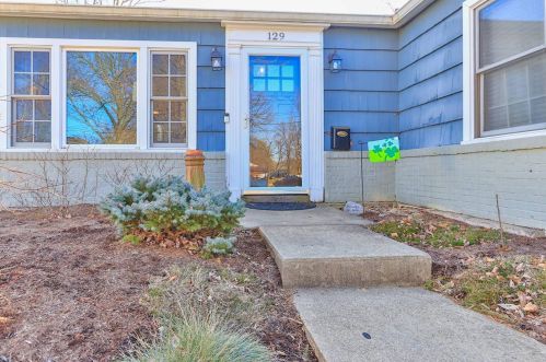 129 Forest Ave, Cincinnati, OH 45215-2018