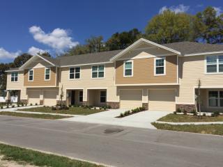 1045 Dossey Rd, Lakeland FL  33811-1553 exterior